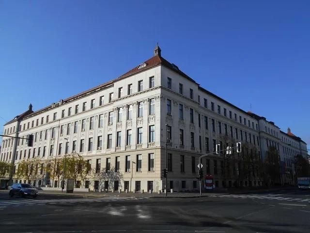 Šolski center Ljubljana - Srednja lesarska šola