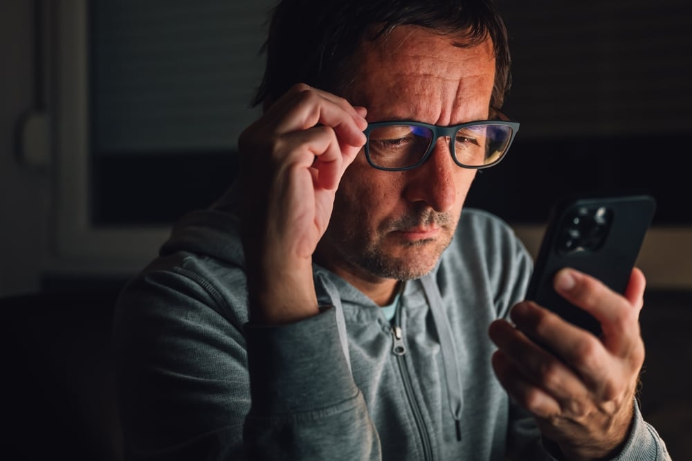 Naslovna fotografija članka Ali sme delodajalec preverjati profile kandidatov na družbenih omrežjih?